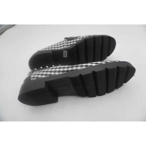 Betsey Johnson Shoes Women Darian Pearl Embellished Tailored Lug Sole Loafers 7M - Picture 8 of 11